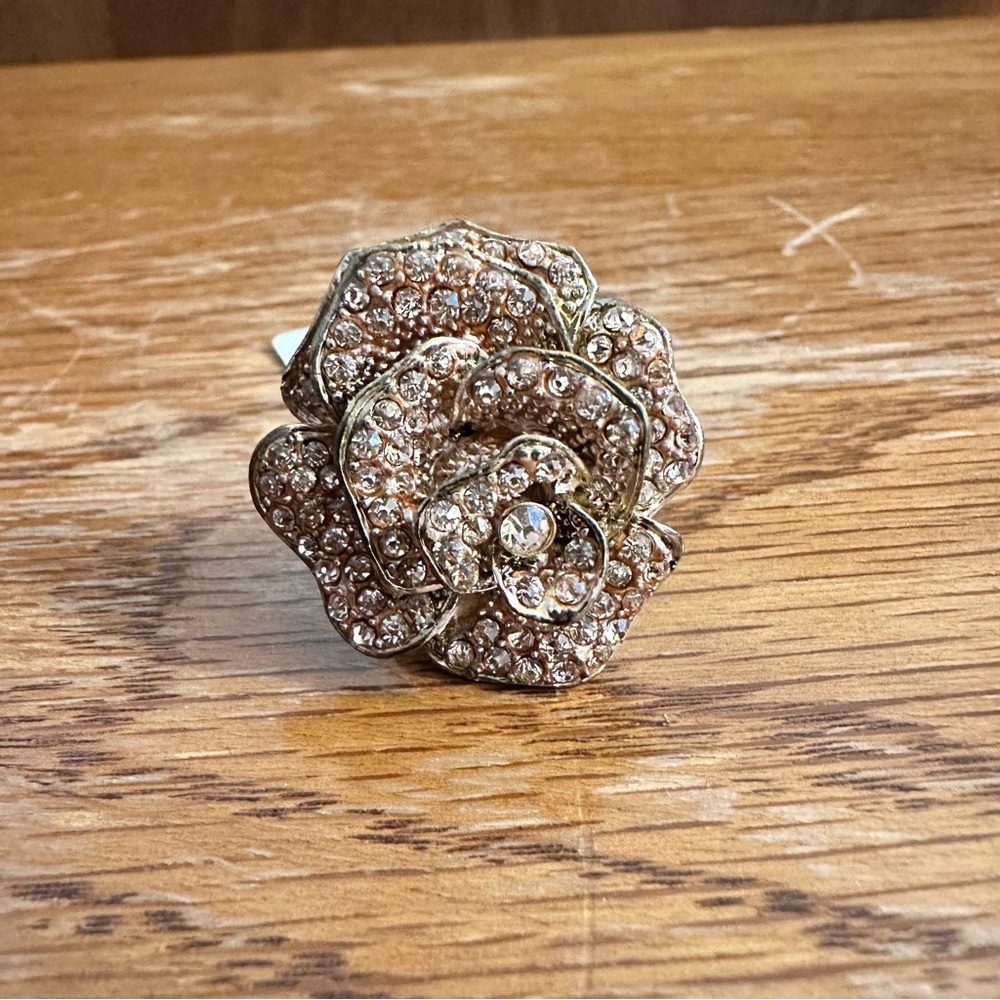 Forever 21 Gold Pink Crystal Rose Flower Ring Size 8